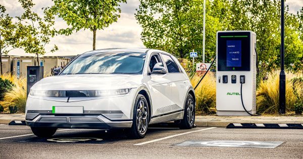 Autel Energy- MaxiCharger DC Fast 1.jpg