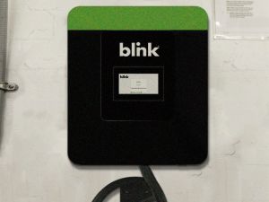 Blink 30kW DC Fast Charger 2.jpg